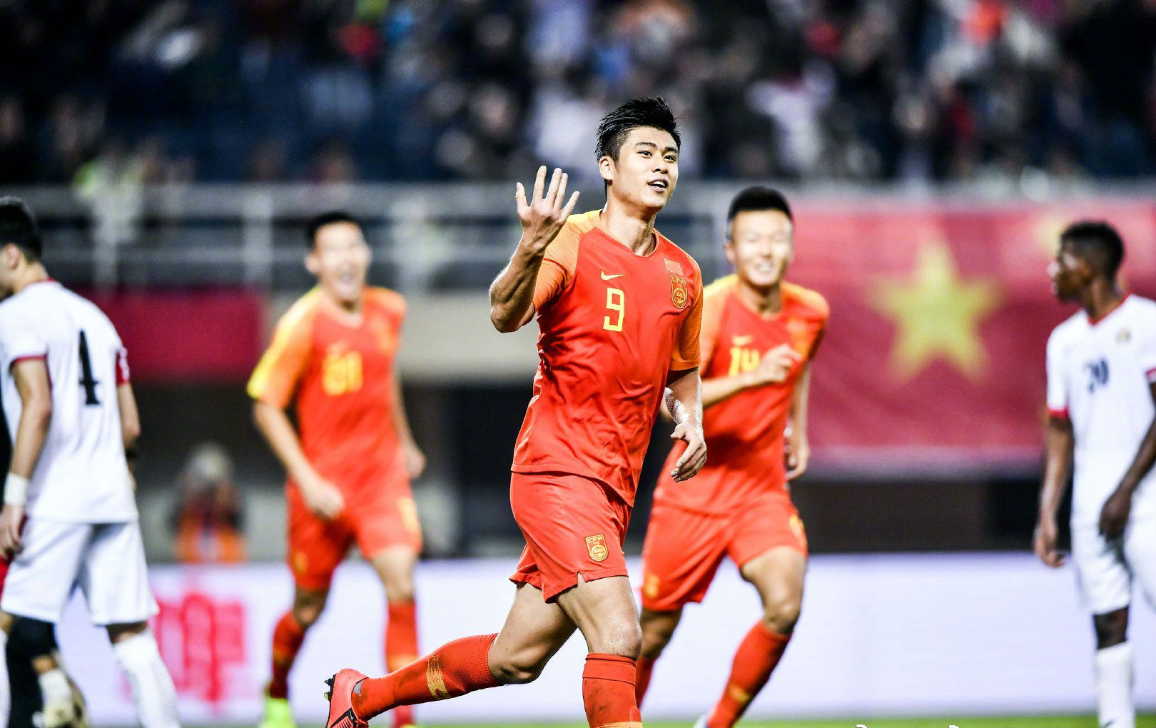 关于赛地聚焦:葡超赛前热度飙升,辽宁本钢遗憾出局,震撼外界,赛程密集仍需轮换的信息 关于赛地聚焦:葡超赛前热度飙升,辽宁本钢遗憾出局,震撼外界,赛程密集仍需轮换的信息